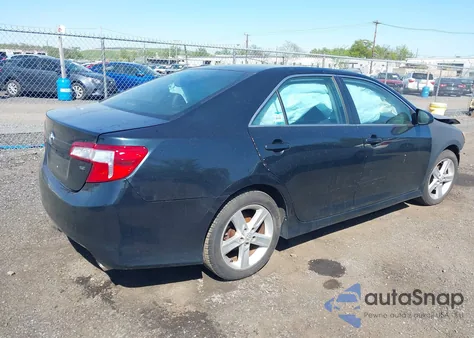 2014 Toyota Camry Se z USA, uszkodzony, nr VIN 4T1BF1FK3EU367945
